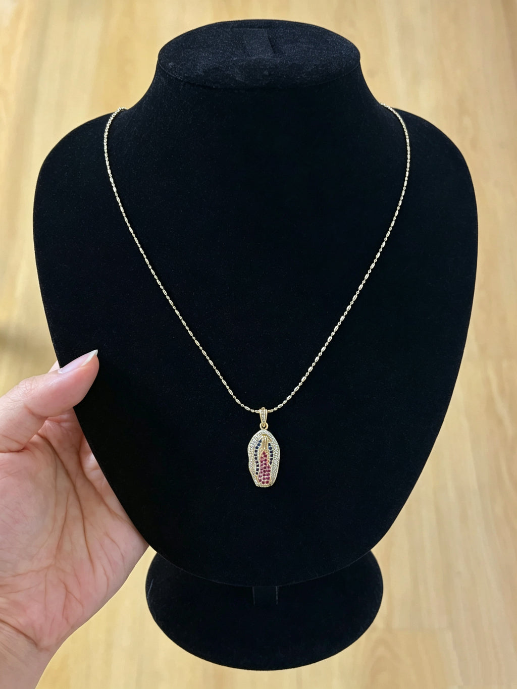 Mini Collar de la Virgen María
