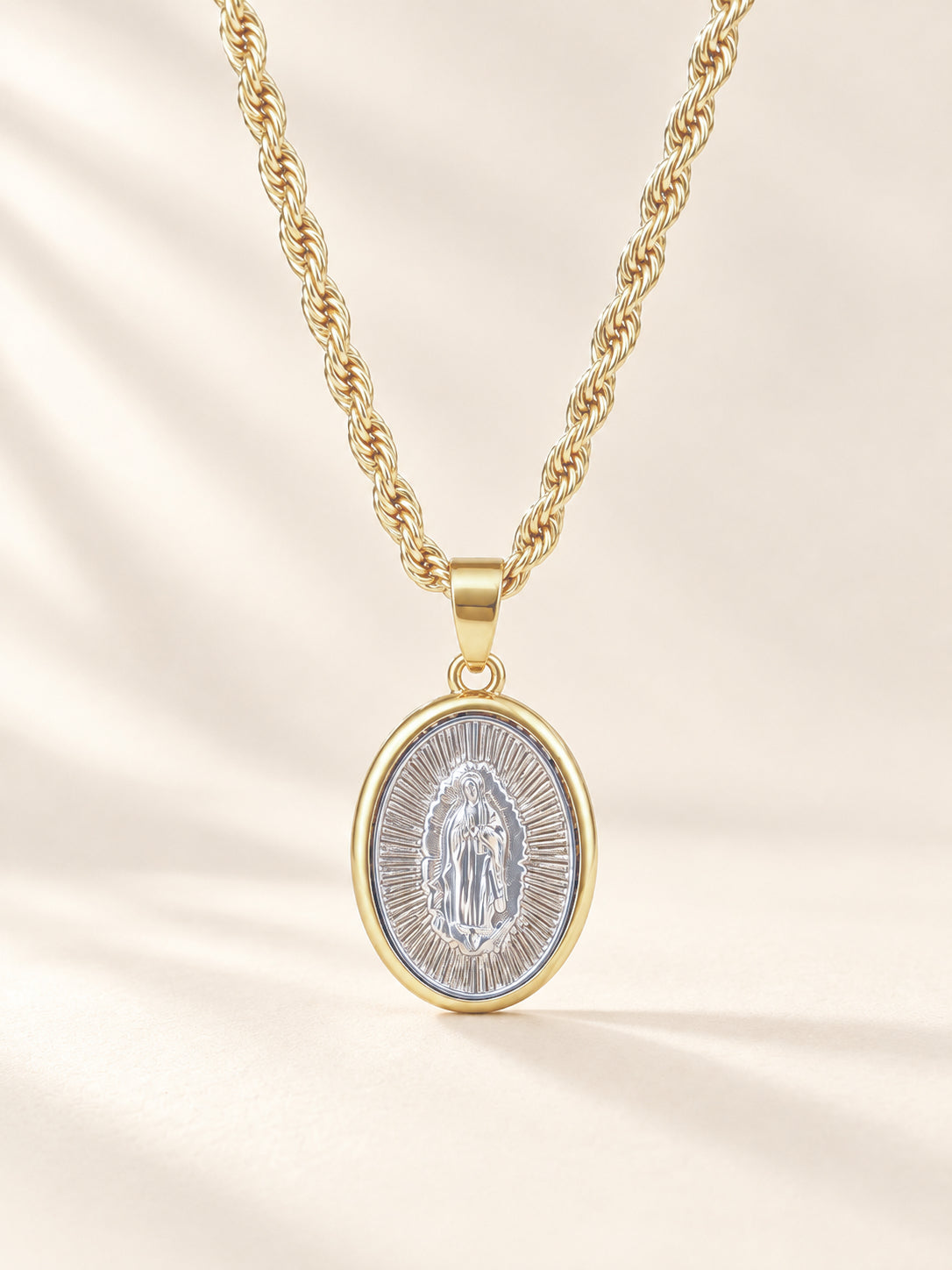 Collar de la Virgen María bicolor